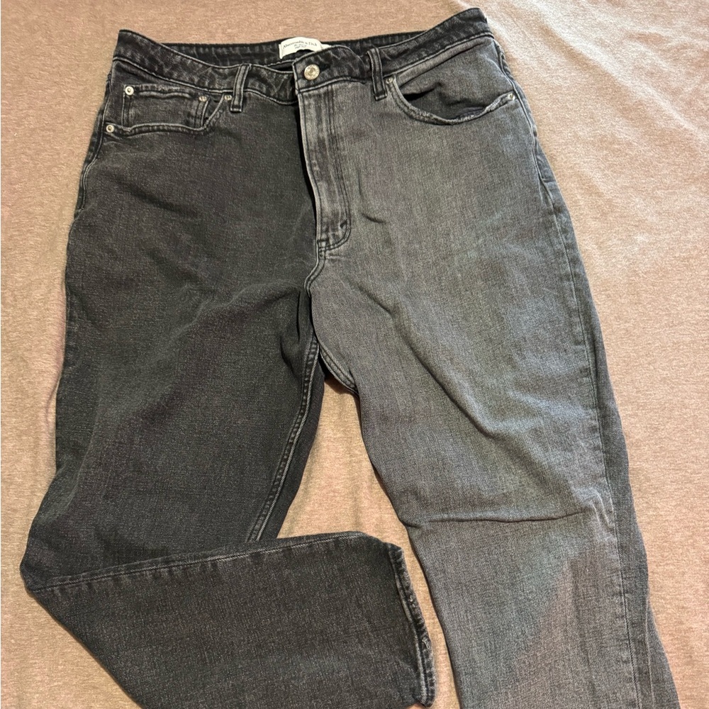 Women’s Black and Gray Jeans